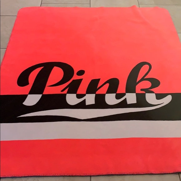 PINK Victoria's Secret Other - FINAL PRICE - VS Pink Sherpa Blanket